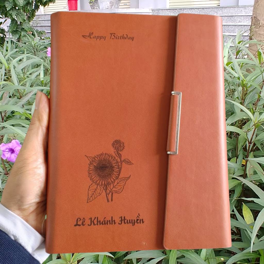Sổ bìa da cao cấp khắc tên theo yêu cầu