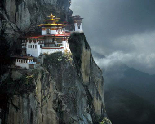 10-ban-thiet-ke-dinh-chua-dep-nhat-chau-a