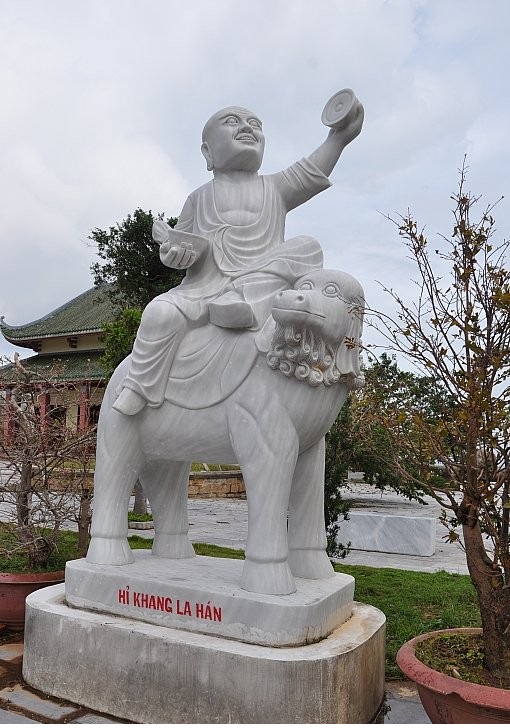 Khánh hỷ la hán