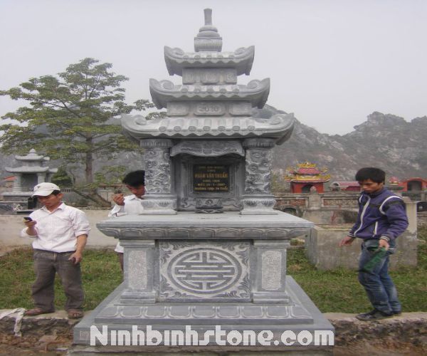 Mộ đá 3 mái