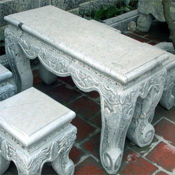 Bộ bàn ghế đá chạm khắc