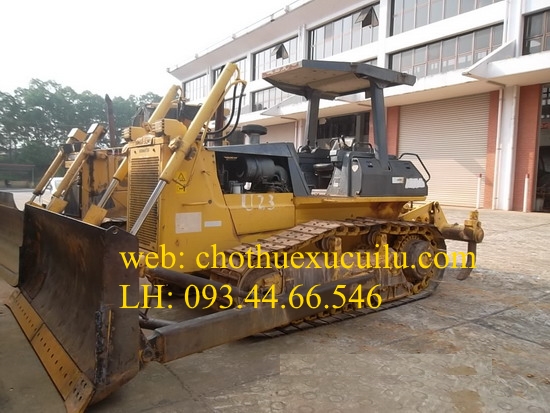 Cho thuê máy ủi D6 5E - 12 có  giàn cày