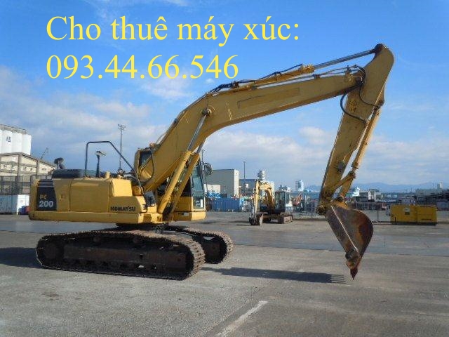 CHO THUÊ MÁY XÚC ĐÀO PC 200 - 8