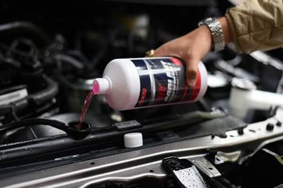 Quy trình thay nước làm mát cho xe hơi và những lưu ý Quy trình thay nước làm mát cho xe hơi và những lưu ý