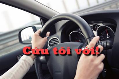 Cách xử lí khi vô lăng xe hơi bị kẹt