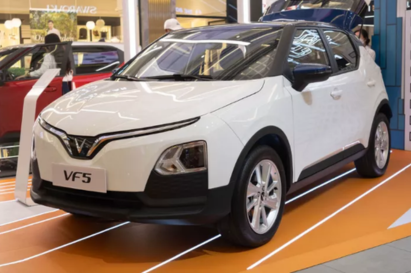 VinFast công bố giá bán mới cho chuỗi ô tô điện từ 1/1/2025 VinFast công bố giá bán mới cho chuỗi ô tô điện từ 1/1/2025