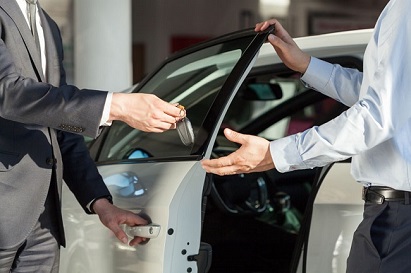 Thuê xe ô tô tự lái cần chú ý những điều gì?