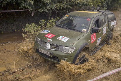 Thế nào là hệ dẫn động 4WD và khi nào nên sử dụng hệ dẫn động 4 WD