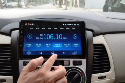 Biến căng thẳng thành thư giãn: Bí quyết lái xe vui vẻ giữa mưa gió và tắc đường