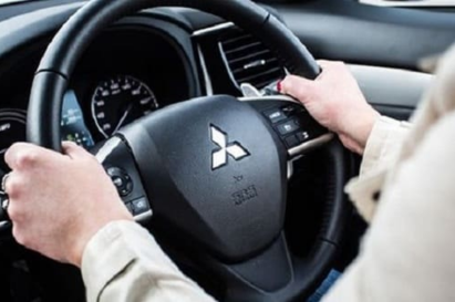 Xe bị khóa vô lăng do đâu? & 3 cách mở khóa vô lăng xe ô tô