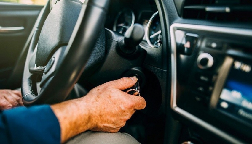 5 thói quen tai hại của tài xế khiến ô tô "ăn xăng" vô tội vạ