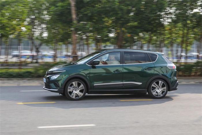 VinFast thay đổi chính sách thuê pin mới cho VF e34