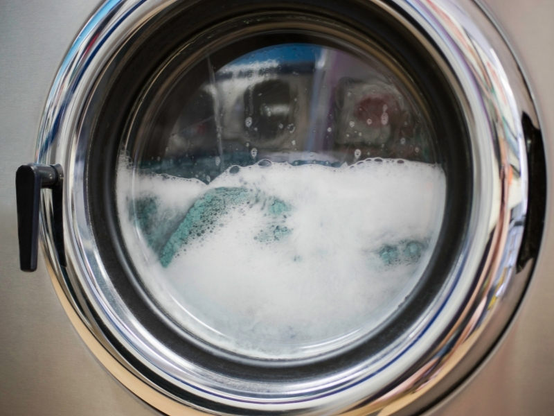 Mẹo giúp tiết kiệm điện nước khi sử dụng máy giặt siêu hiệu quả?