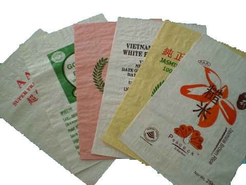 In bao bì đựng gạo nên sử dụng chất liệu nào?