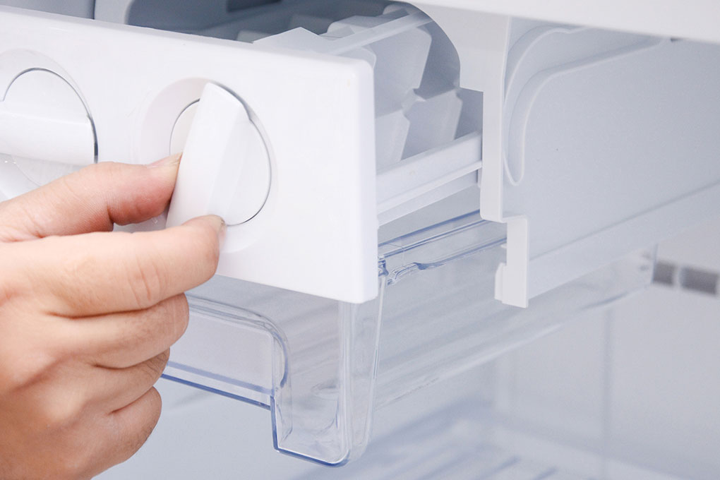 Tủ lạnh (211 lít)