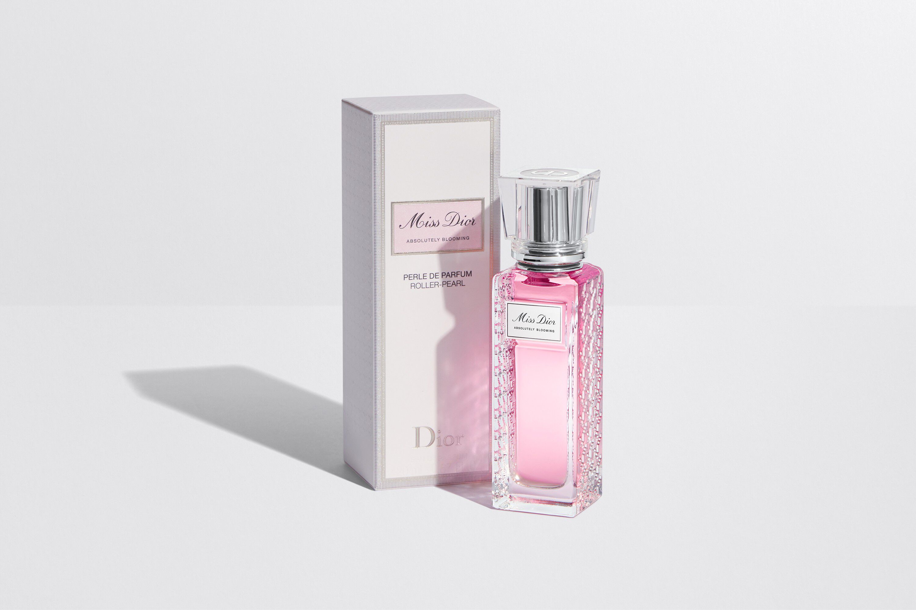 Nước hoa Miss Dior Absolutely Blooming quyến rũ một cách dịu dàng