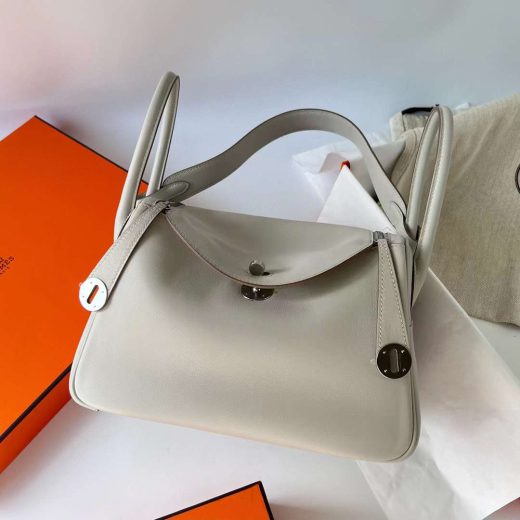 Túi Hermes Lindy Swift Pearl grey Silver Hardware Handmade khâu tay 26cm