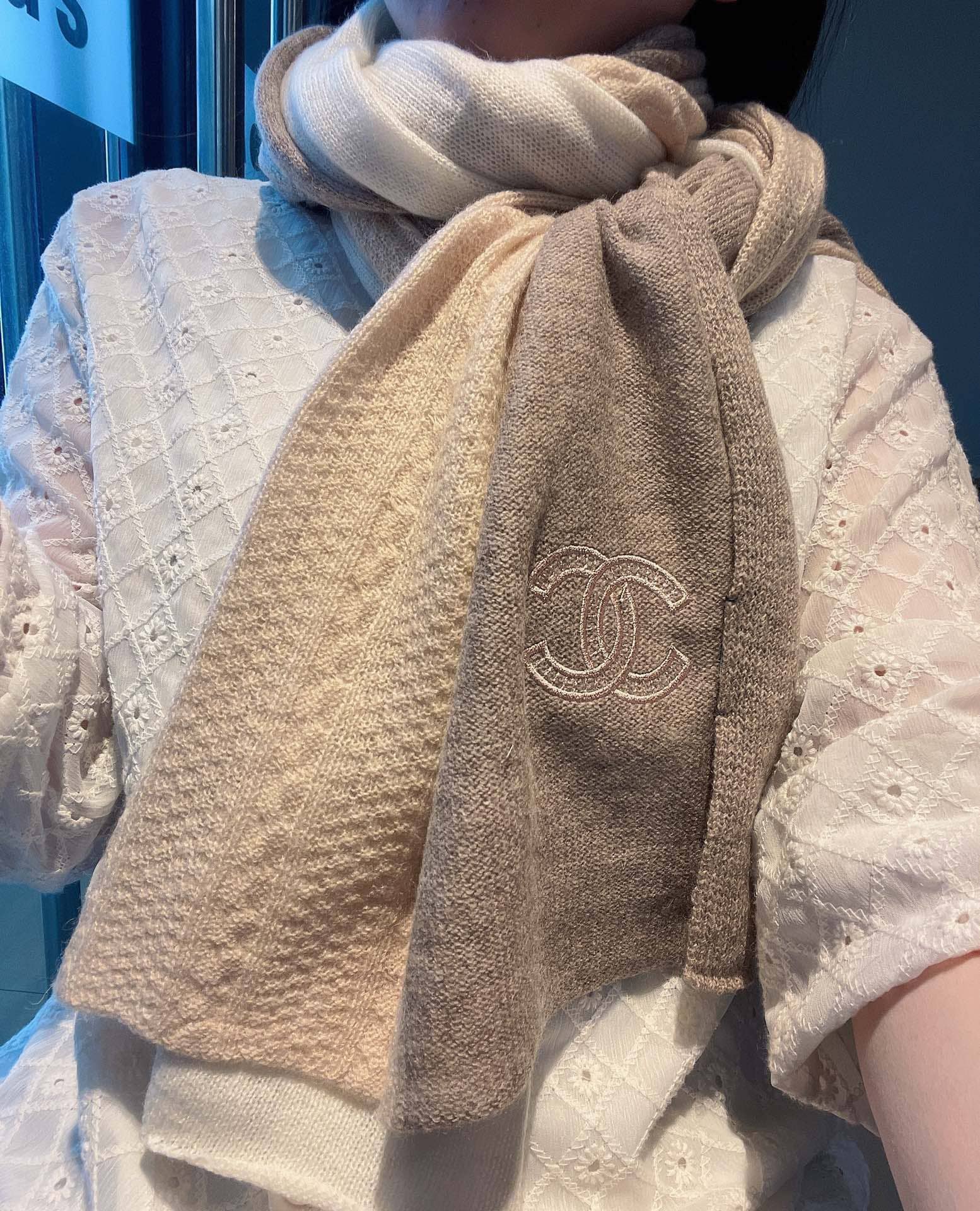 KHĂN CHANEL ORIGINAL CASHMERE scarf