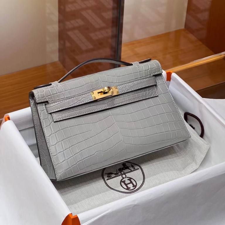 TÚI HERMES Kelly Pochette Niloticus Beton da cá sấu sông Nile 22CM(giá liên hệ)