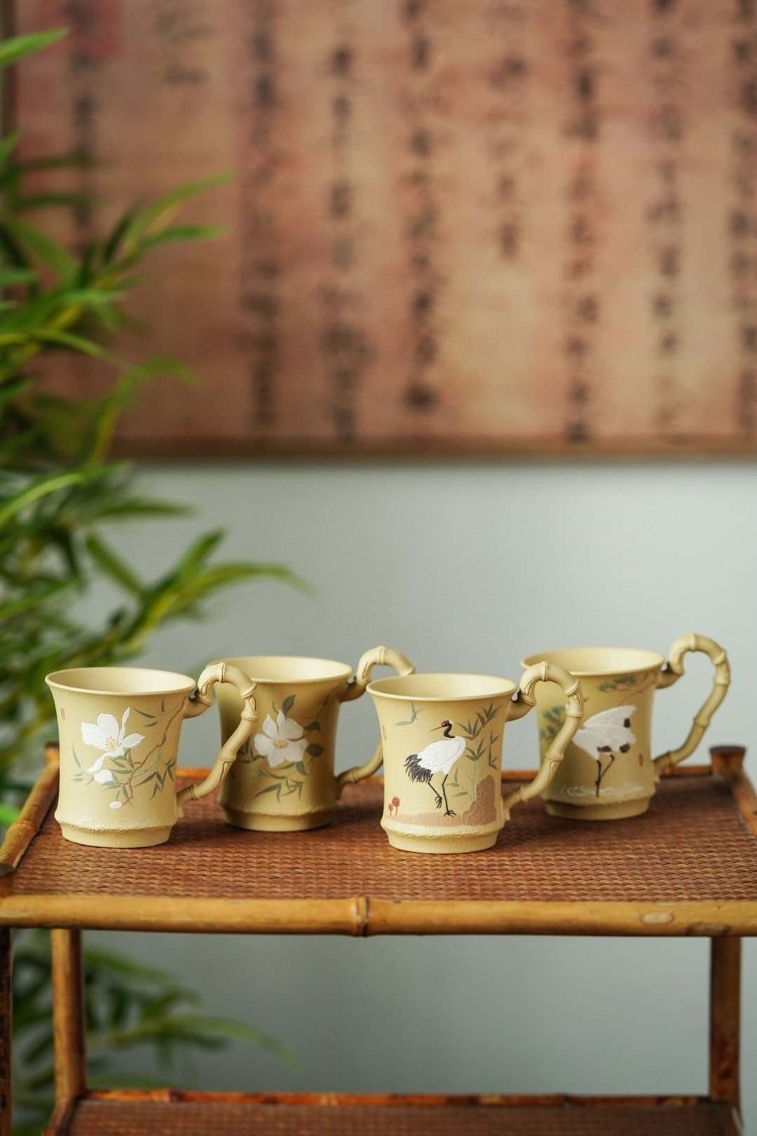 Bộ cốc đất xanh phong cảnh chim Hạc,hoa Trà và cây Tre