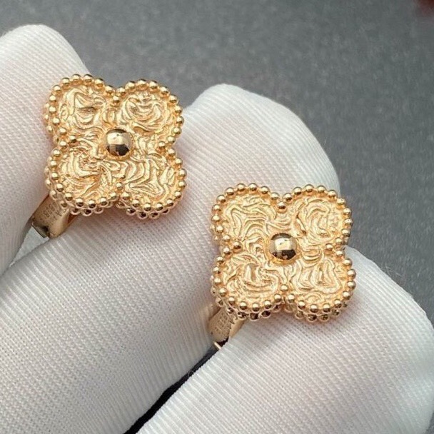 BÔNG TAI CLEEF & ARPELS ALHAMBRA VINTAGE GOLD 18K YELLOW GOLD