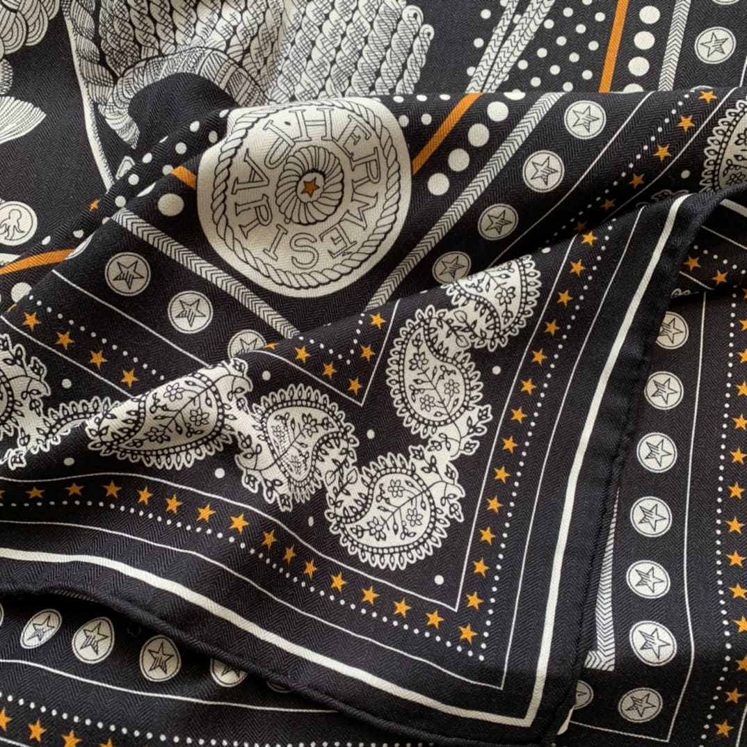 KHĂN HERMES H Family cashmere scarf