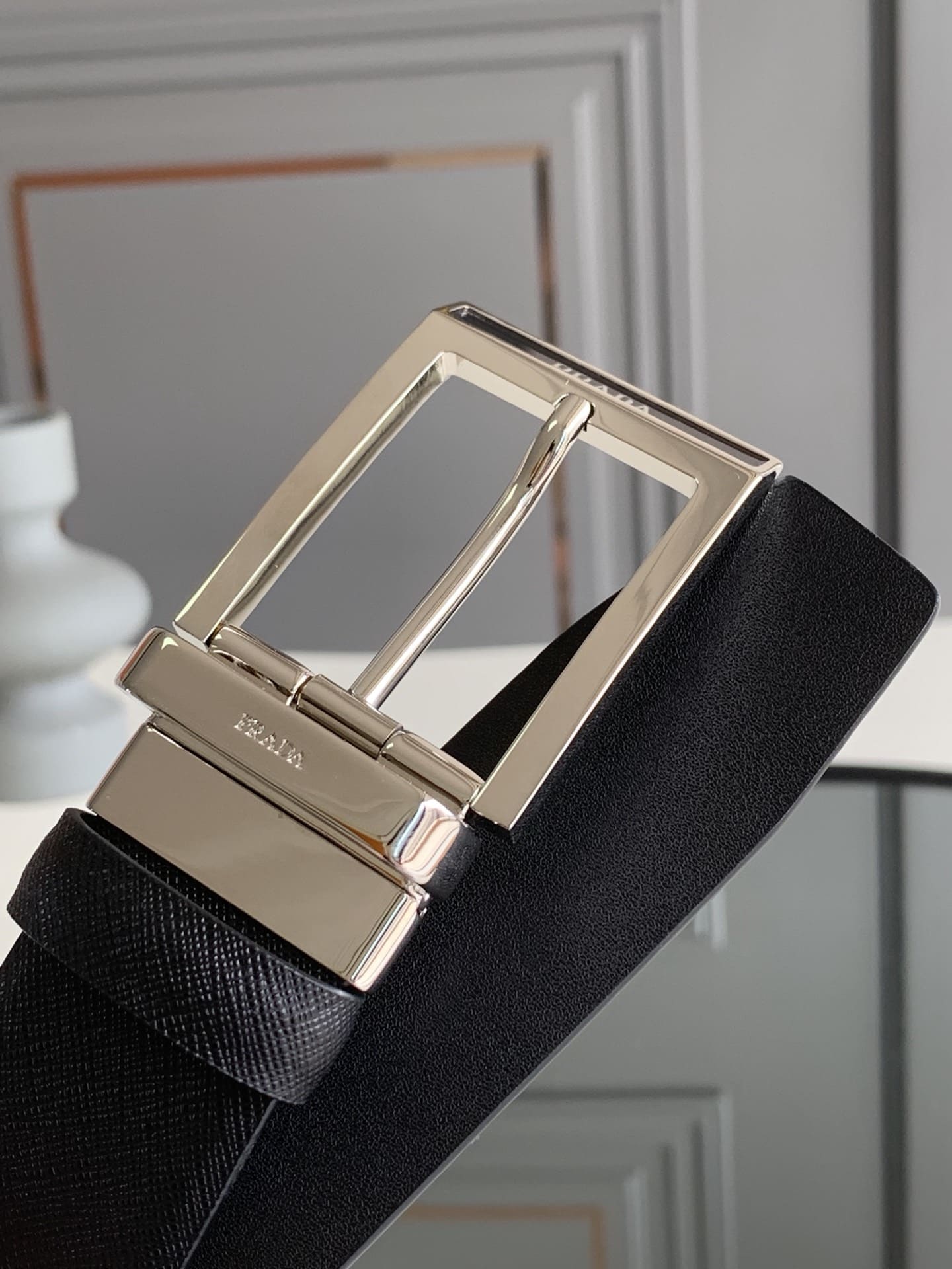 DÂY LƯNG PRADA BLACK SAFFIANO LEATHER Khóa bạc