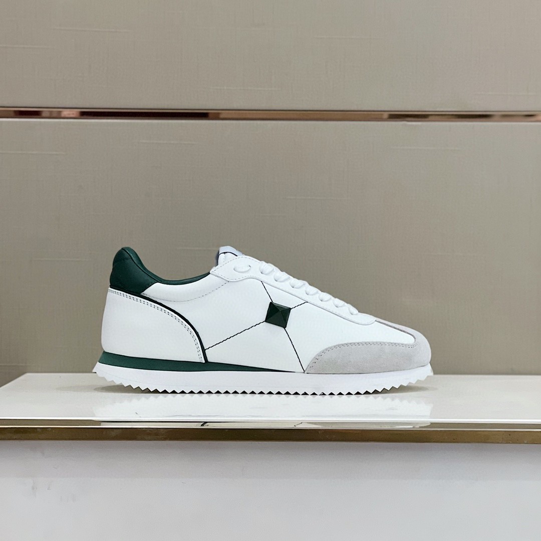 GIÀY VALENTINO STUDD SUEDE LEATHER SNEAKER SHOES AAA