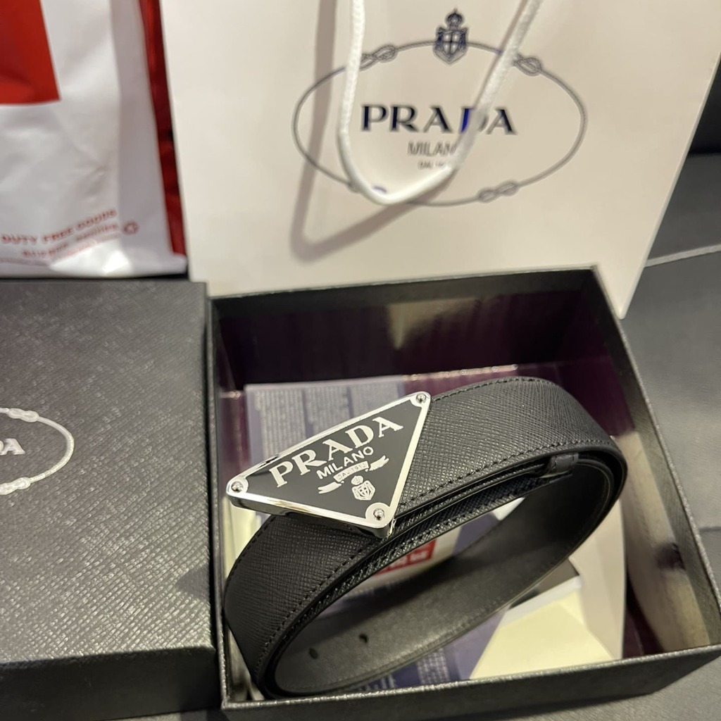 DÂY LƯNG PRADA TRIANGLE ENAMEL SAFFIANO LEATHER