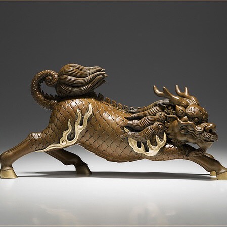 Tượng Kỳ Lân Tường Thụy Bảo Vệ Gia Chủ