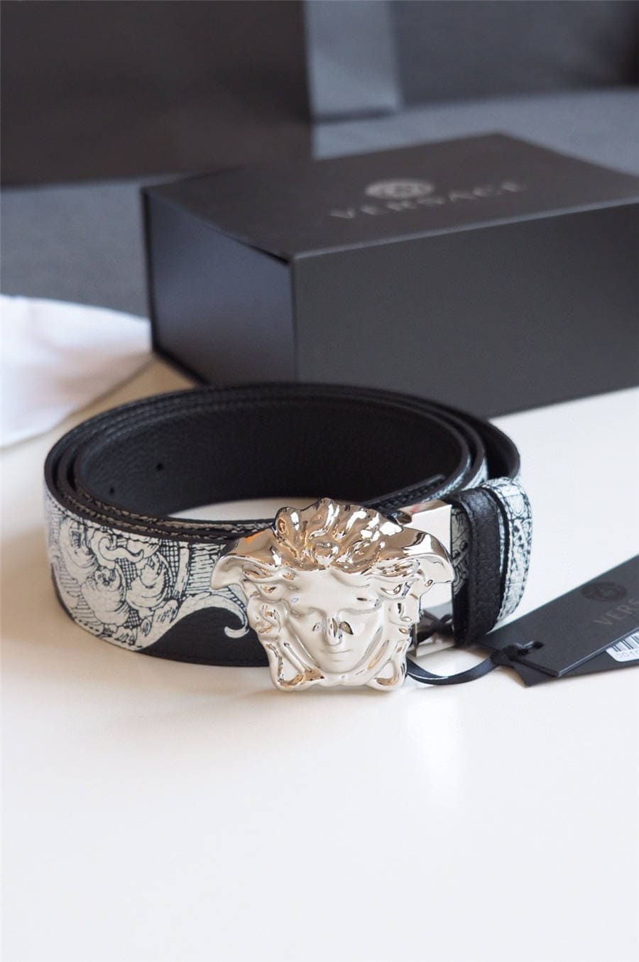 DÂY LƯNG VERSACE MEDUSA HEAD BAROQUE LEATHER Khóa đen