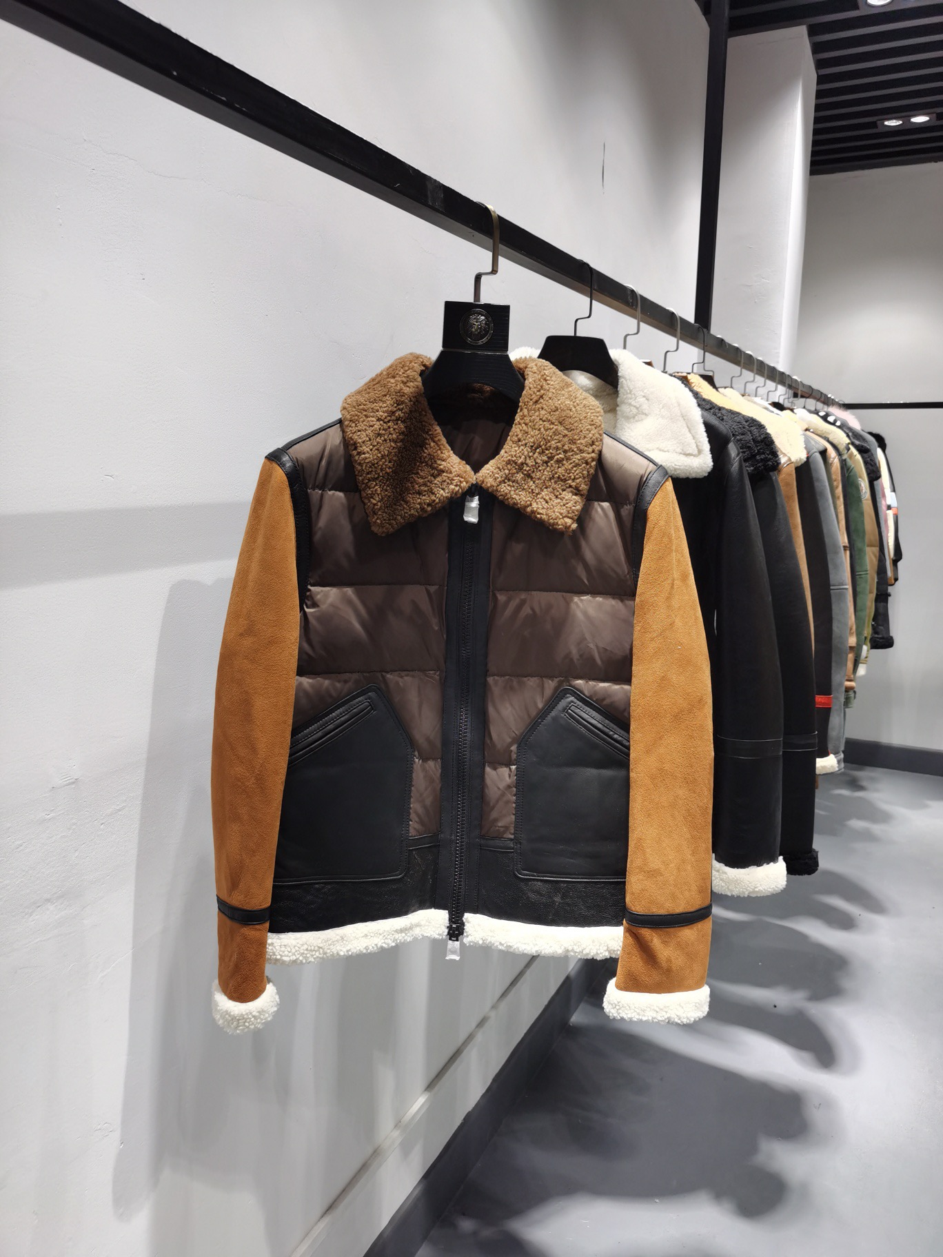 ÁO MONCLER LEATHER JACKET LÓT LÔNG