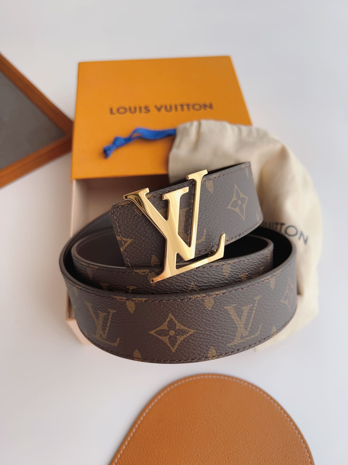 DÂY LƯNG LOUIS VUITTON SQUARE BROWN MONOGRAM LEATHER Khóa vàng