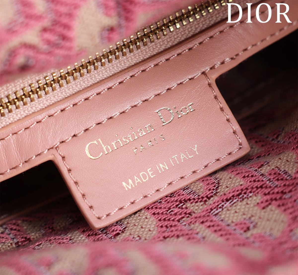 TÚI Dior Women Mini Lady Dior Bag Natural Wicker and Pink Dior Oblique Jacquard dệt tay bằng liễu gai
