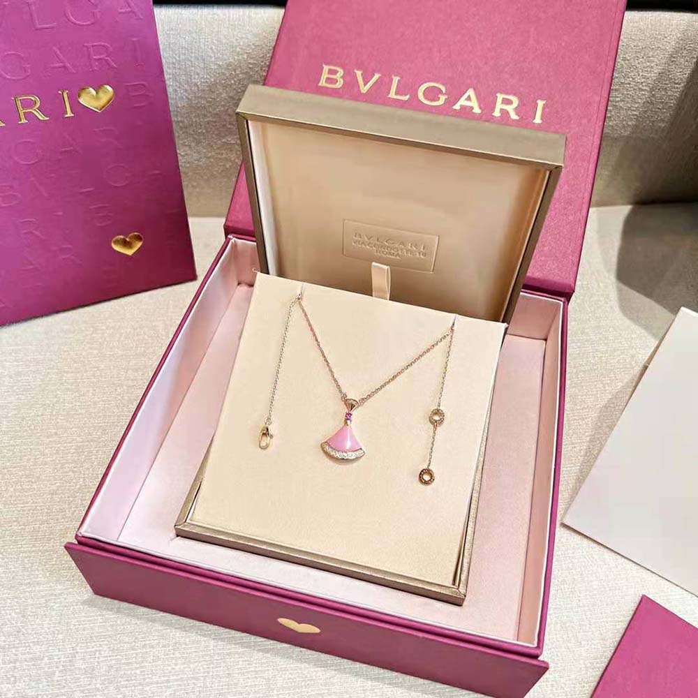 Vòng cổ BVLGARI DIVAS’ DREAM Necklace in 18 KT Sakura vàng hồng 18K