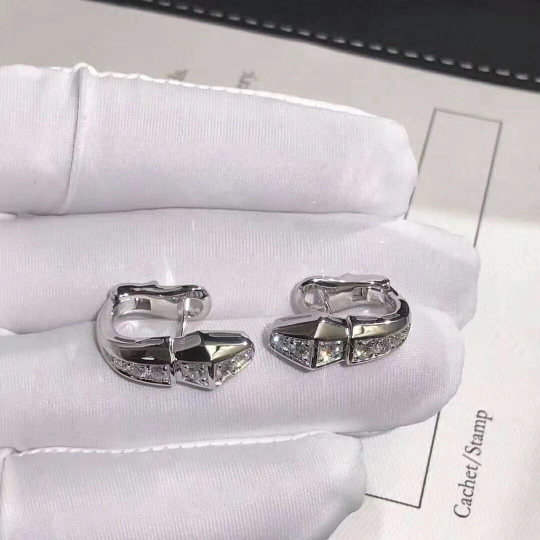 BÔNG TAI VÀNG TRẮNG BVLGARI Serpenti earrings 18 kt white gold full pavé diamonds