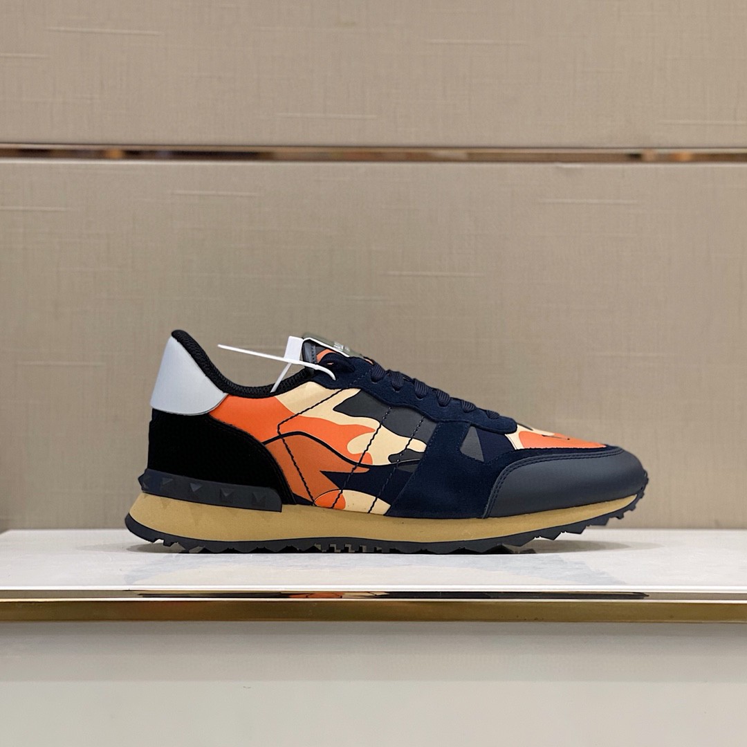 GIÀY VALENTINO STUDD LEATHER RUNNER SNEAKER SHOES AAA