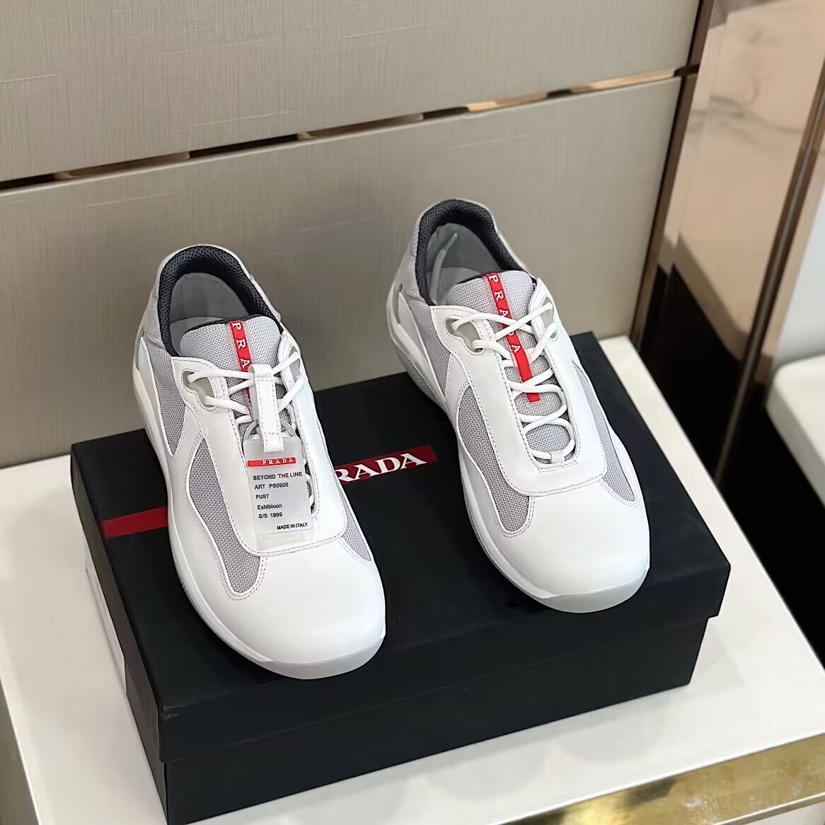 GIÀY PRADA RED LOGO SNEAKERS SHOES