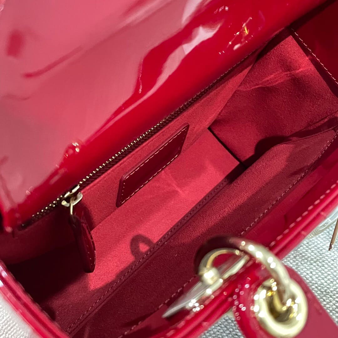 TÚI CHRISTIAN DIOR LADY DIOR Cannage Calfskin Gloss Red