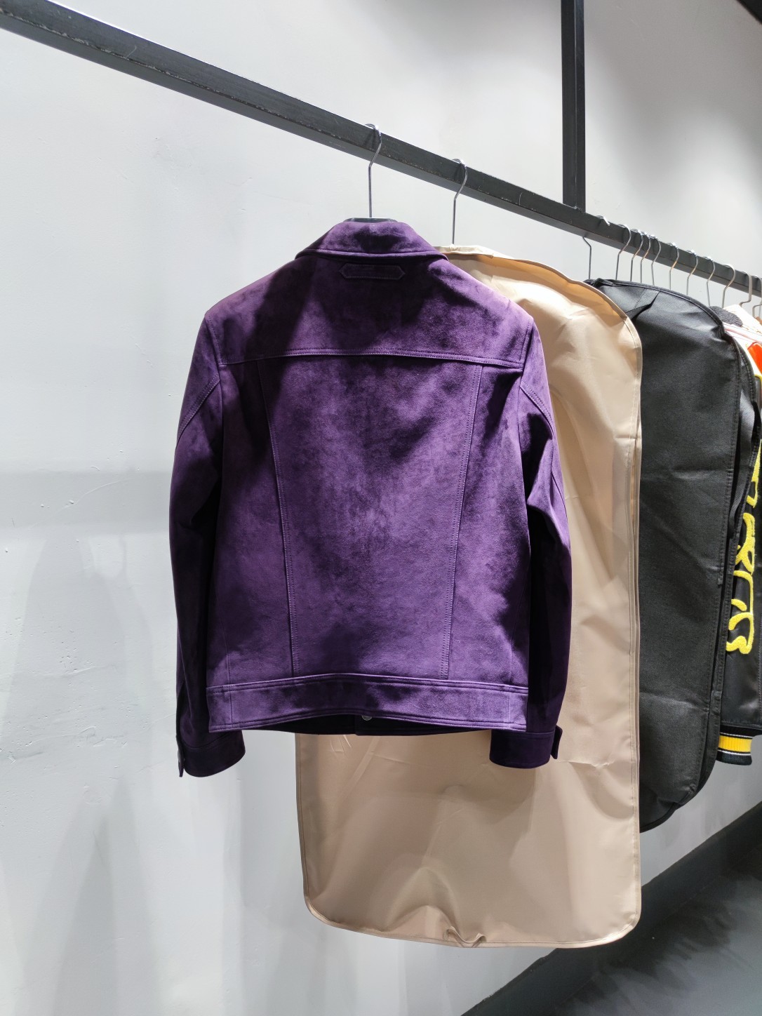 ÁO TOM FORD SUEDE LEATHER JACKET