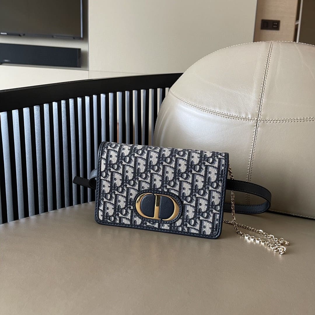 Túi Dior Women Clutch Dior Bag Oblique Calfskin