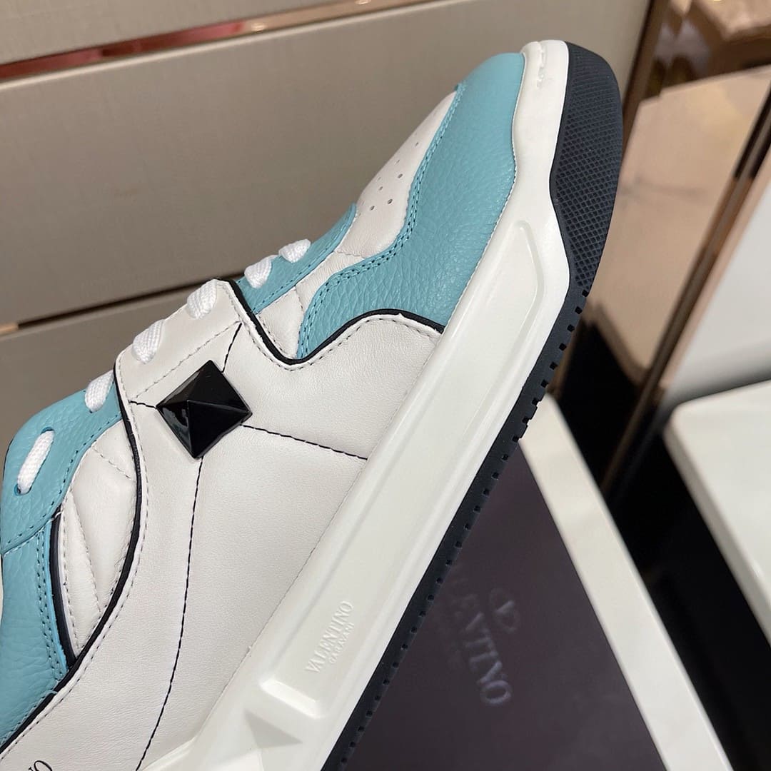 GIÀY VALENTINO GARAVANI SNEAKERS SHOES AAA