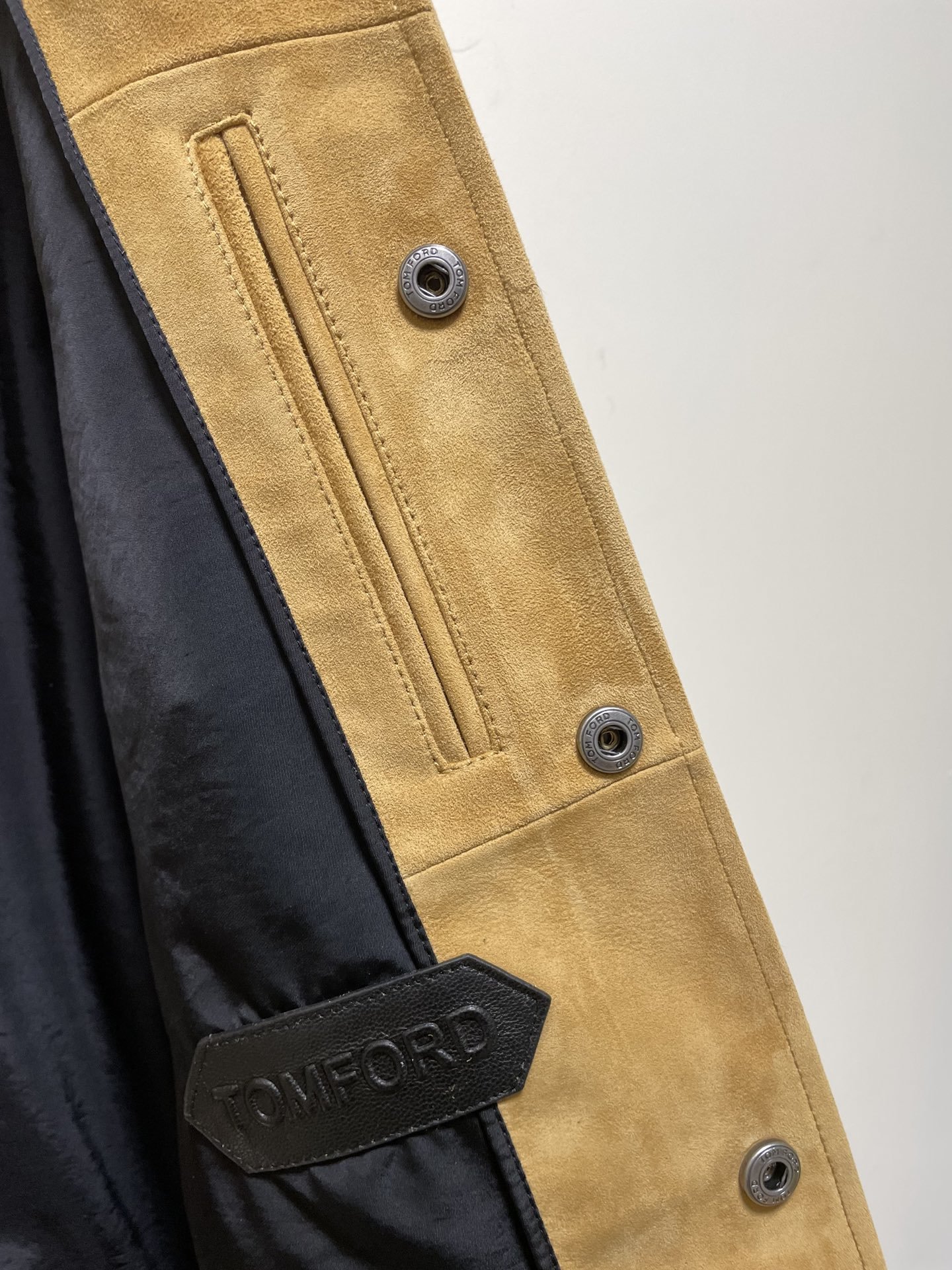ÁO TOM FORD SUEDE LEATHER JACKET
