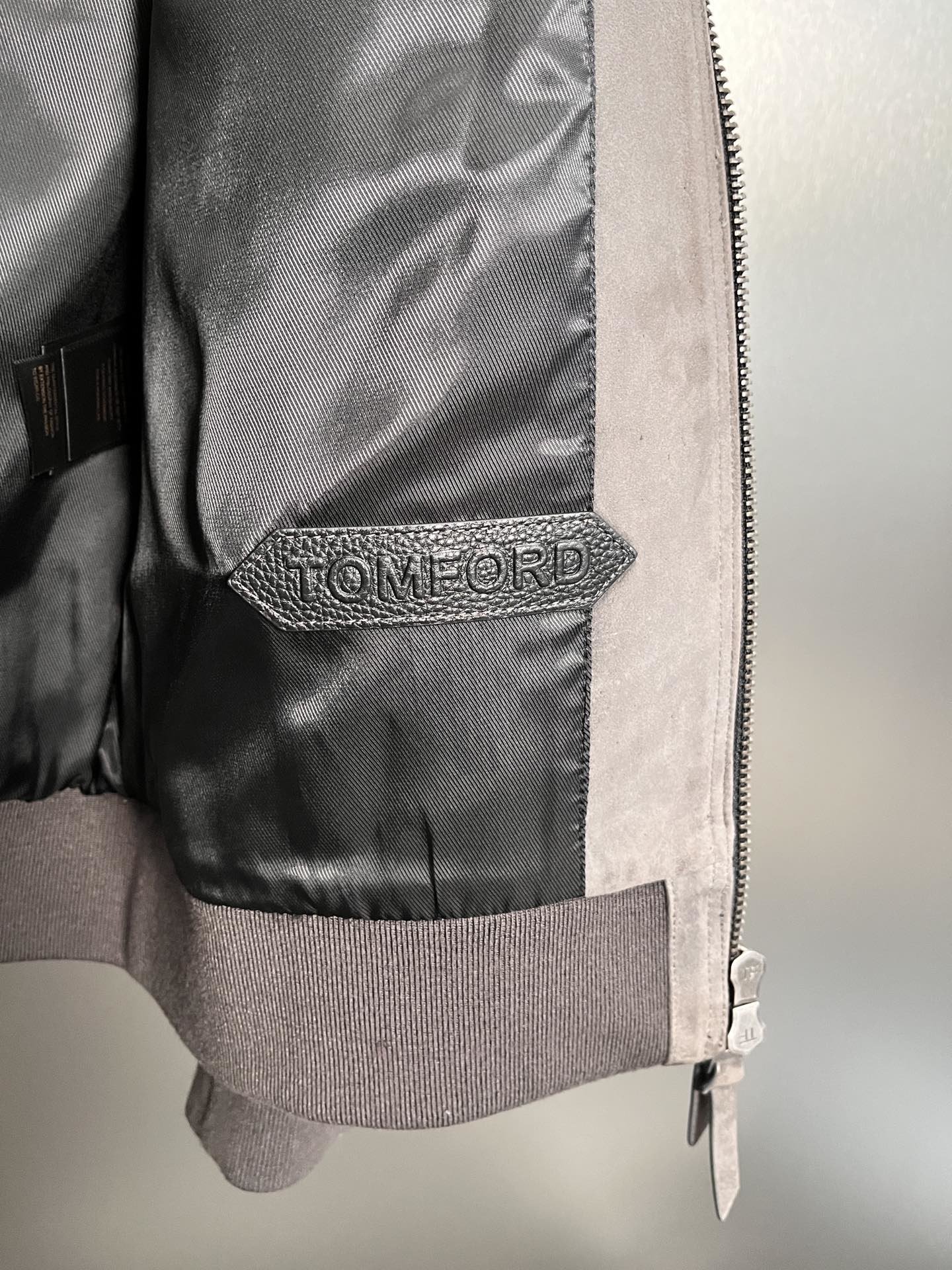 ÁO TOM FORD SUEDE LEATHER JACKET