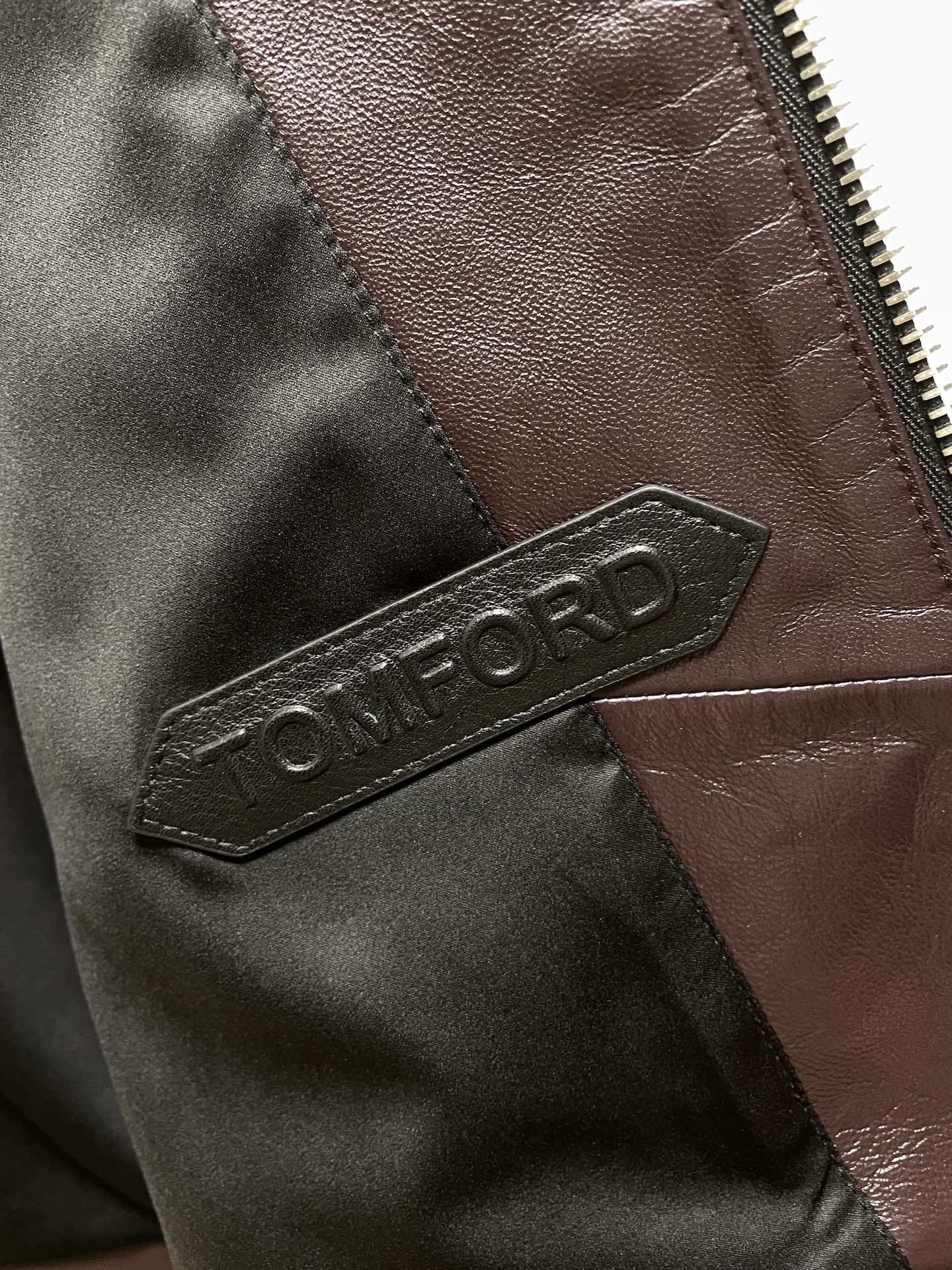 ÁO TOM FORD SUEDE LEATHER JACKET