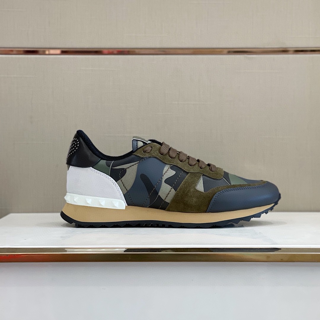 GIÀY VALENTINO STUDD LEATHER RUNNER SNEAKER SHOES AAA