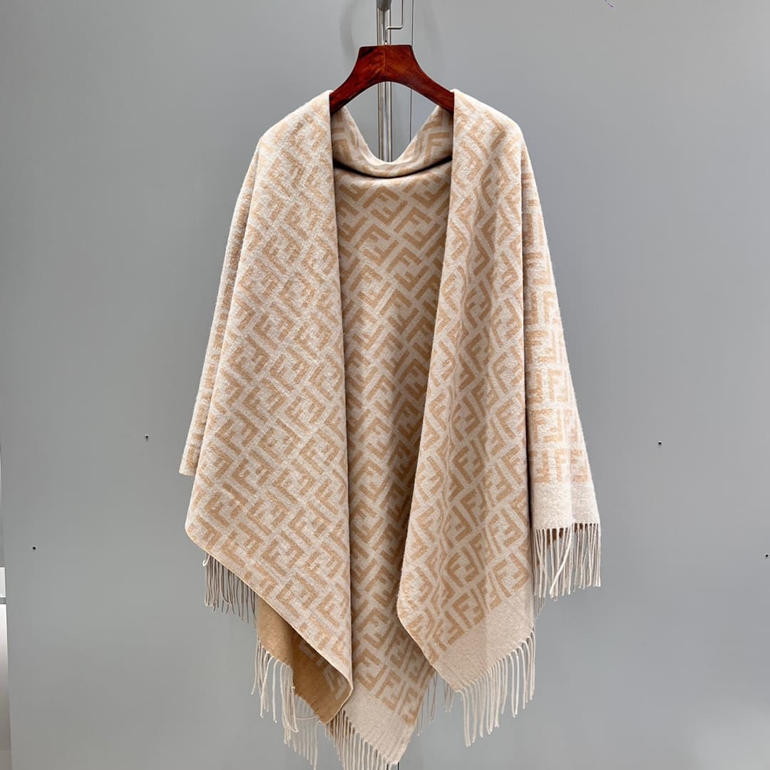 KHĂN FENDI Double F travel blanket scarf