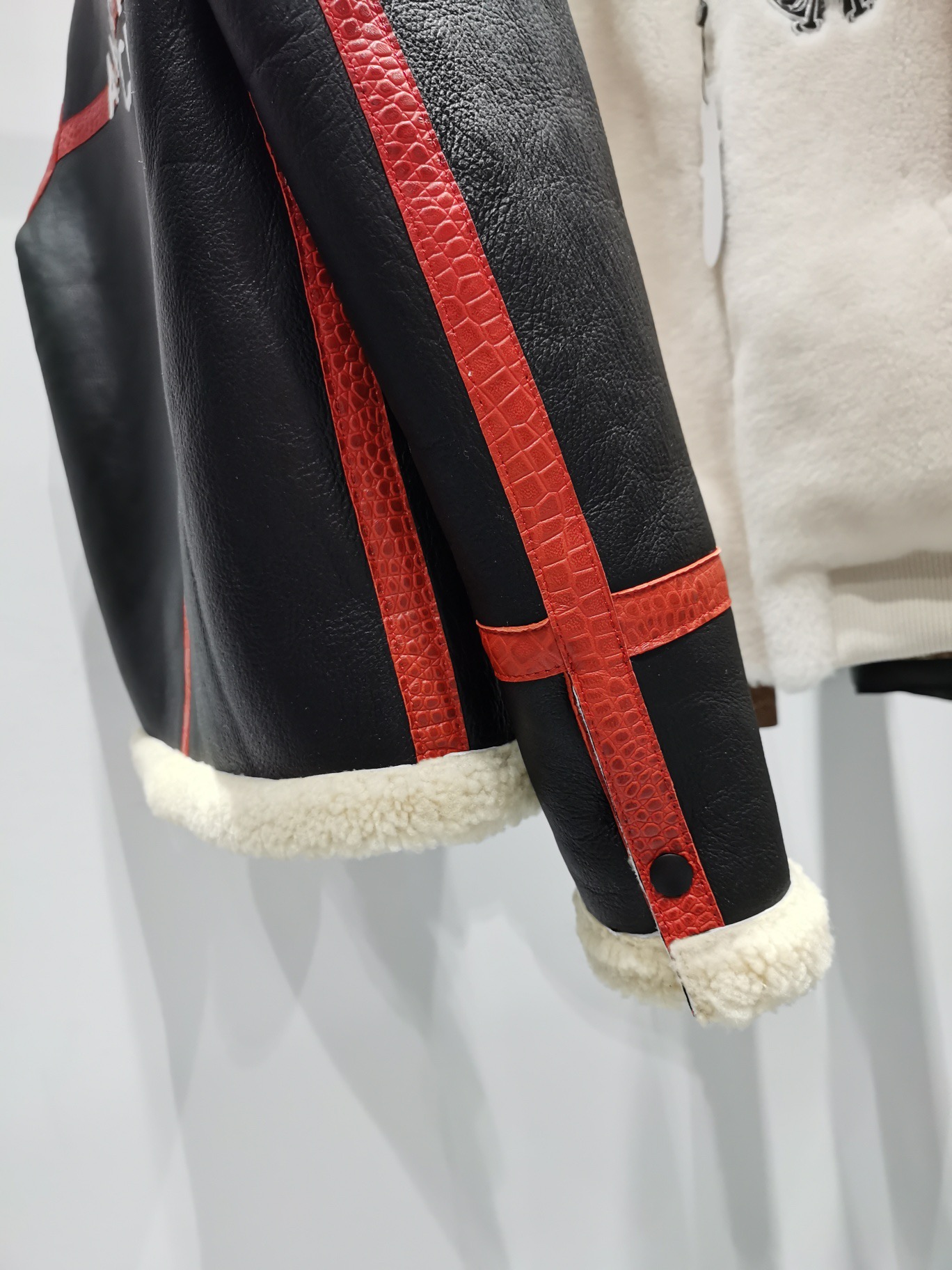 ÁO LOUIS VUITTON LEATHER JACKET LÓT LÔNG