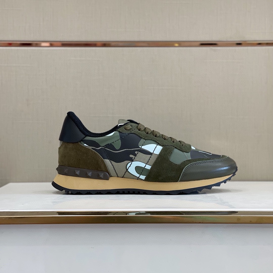 GIÀY VALENTINO STUDD LEATHER RUNNER SNEAKER SHOES AAA