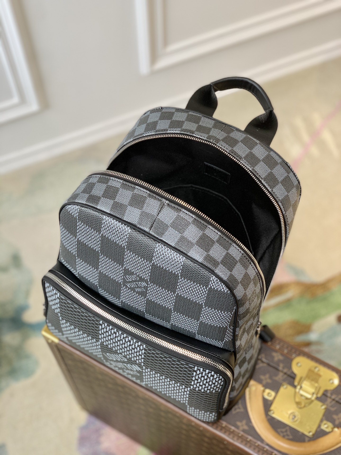 BALO LOUIS VUITTON CAMPUS DAMIER Leather Backpack-Black